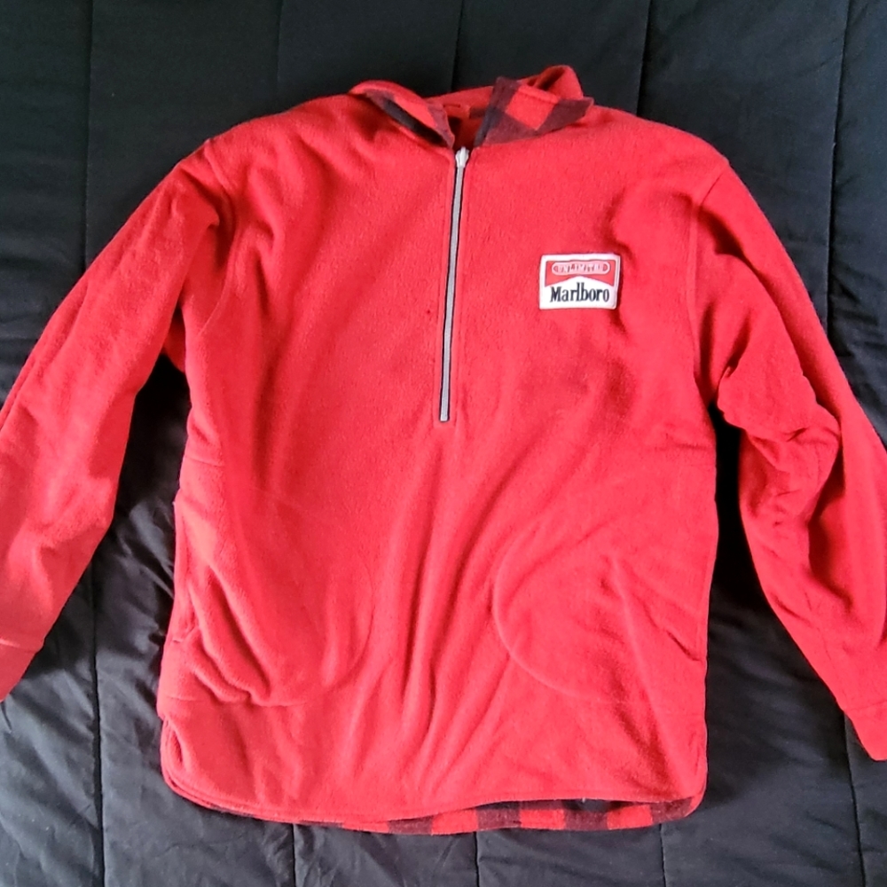 Vintage Marlboro Pullover